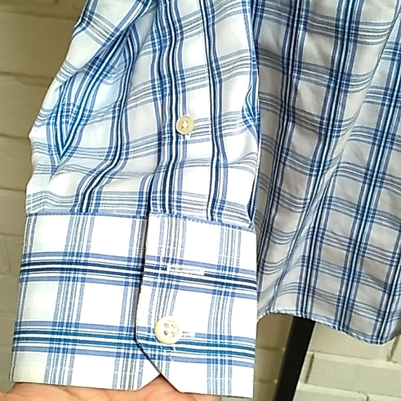 Banana Republic Slim Fit Long Sleeve Button Down Shirt. Size Small NWOT - Picture 3 of 8